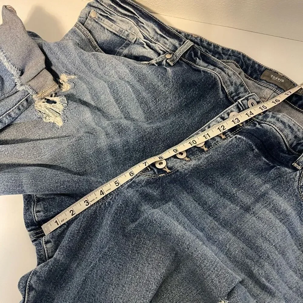 Torrid Distressed Jeans Size‎ 30S